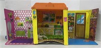 (L) Vintage Barbie Country Living Home. 15 1/2 x