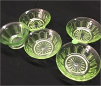 Green Depression Glass Bowls / Small Cups