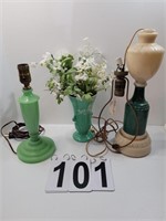 Green & Ivory Lamp(Need Repair) ~ Green Vase ~