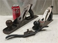 2  Wood planes, Stanley Bailey No. 5 cracked