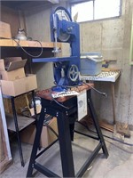 Darra-James 9.5 inch band saw on elevated
