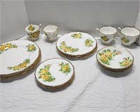 20pc Royal Albert China Set