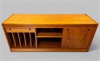 MID CENTURY TEAK EXTENDABLE CREDENZA