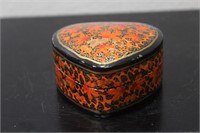 A Lacquer Heart Shape Trinket Box