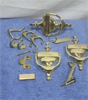 Miscellaneous brass items