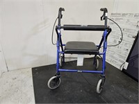 Handicap / Elederly Walker w Seat