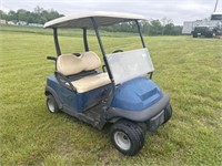 Club Car Golf Cart w/Windshield & Roof (72)