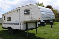 1999 TERRY 824 5C 24' 5TH WHEEL CAMPER