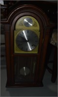 Vtg Pendulum Chiming Wall Clock