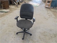 Nice Office chair On Wheels