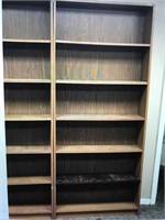 84in Bookcase 5 adj shelves, 1 darker shelf