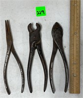 Hog Nose,Needle Nose&Wire Cutter Pliers