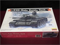 Vintage Model 1/35 T-55 Battle Tank (unopened)