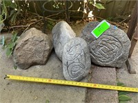 4x Carved stones.