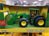 John Deere 7220 tractor ertl