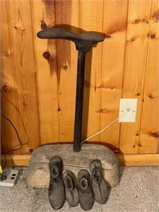 cobbler shoe stand/kids forms
