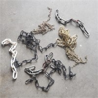 Lot of Small Chains