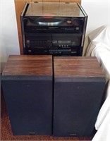 (G) Lot including Stereo and 2 Floor Speakers