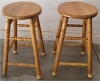 Z - PAIR OF WOODEN STOOLS (G2)