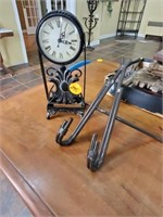 IRON DECOR CLOCK AND PLATE STAND