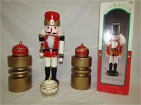 Nutcracker & Golden Candle Holders w Ornament