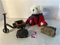 Various Boyd's Bears Items