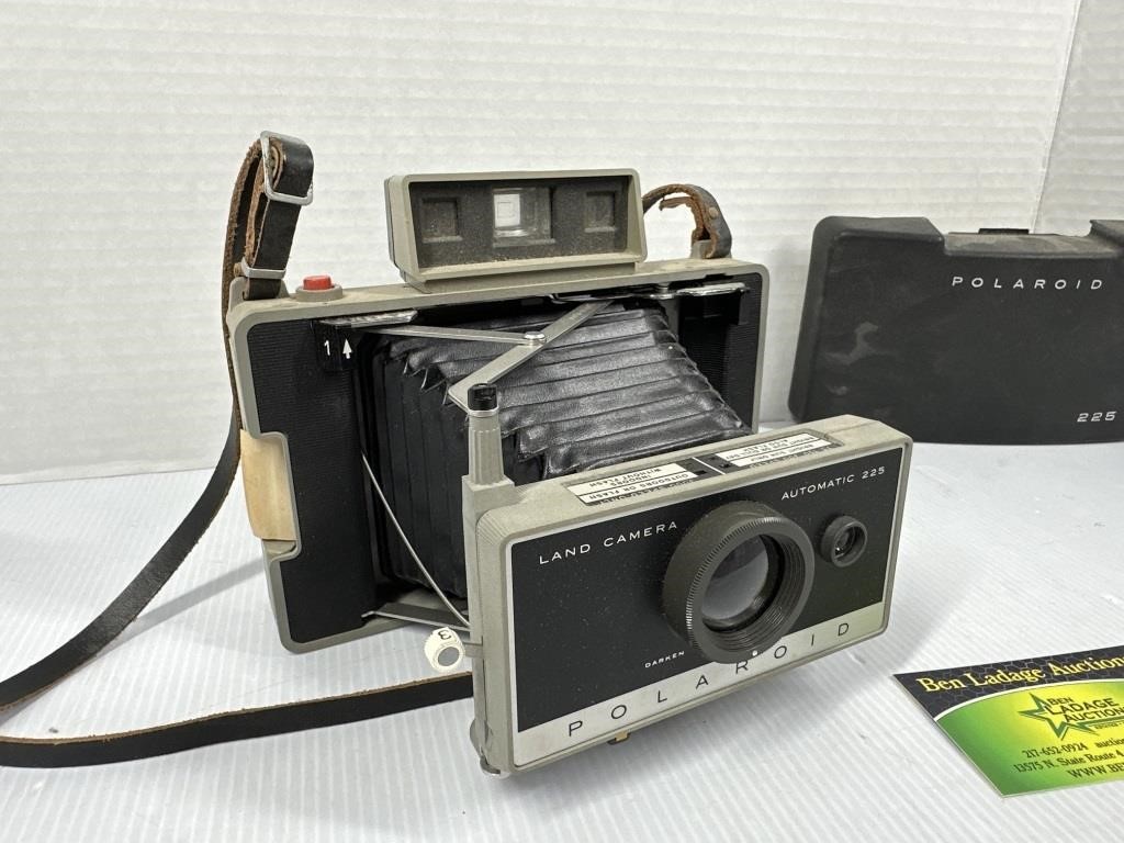 Polaroid Land Camera