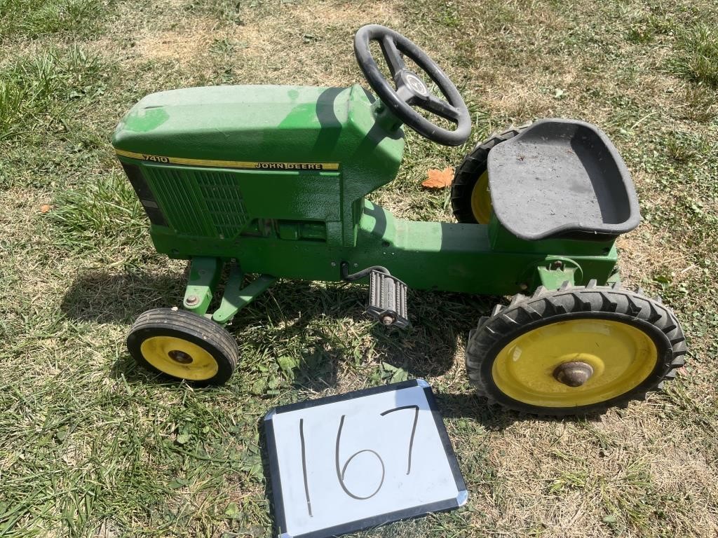 Staley Truck & Tractor Auction