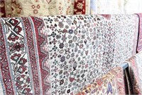 Large pure wool Persian rug, hand made