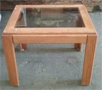 Glass Top Square End Table, Approx. 27 1/2"×22"×21