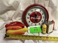 Coca-Cola Clock + Mini ketchup and mustard