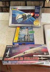 Vintage Space shuttles models, Douglas X3