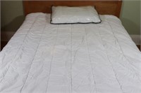 Queen Quallofil Duvet Comforter & Standard Pillow