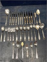 34 PIECE MISC FLATWARE SET