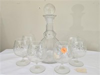 Beautiful Clear Glass Decanter & 6 Glasses