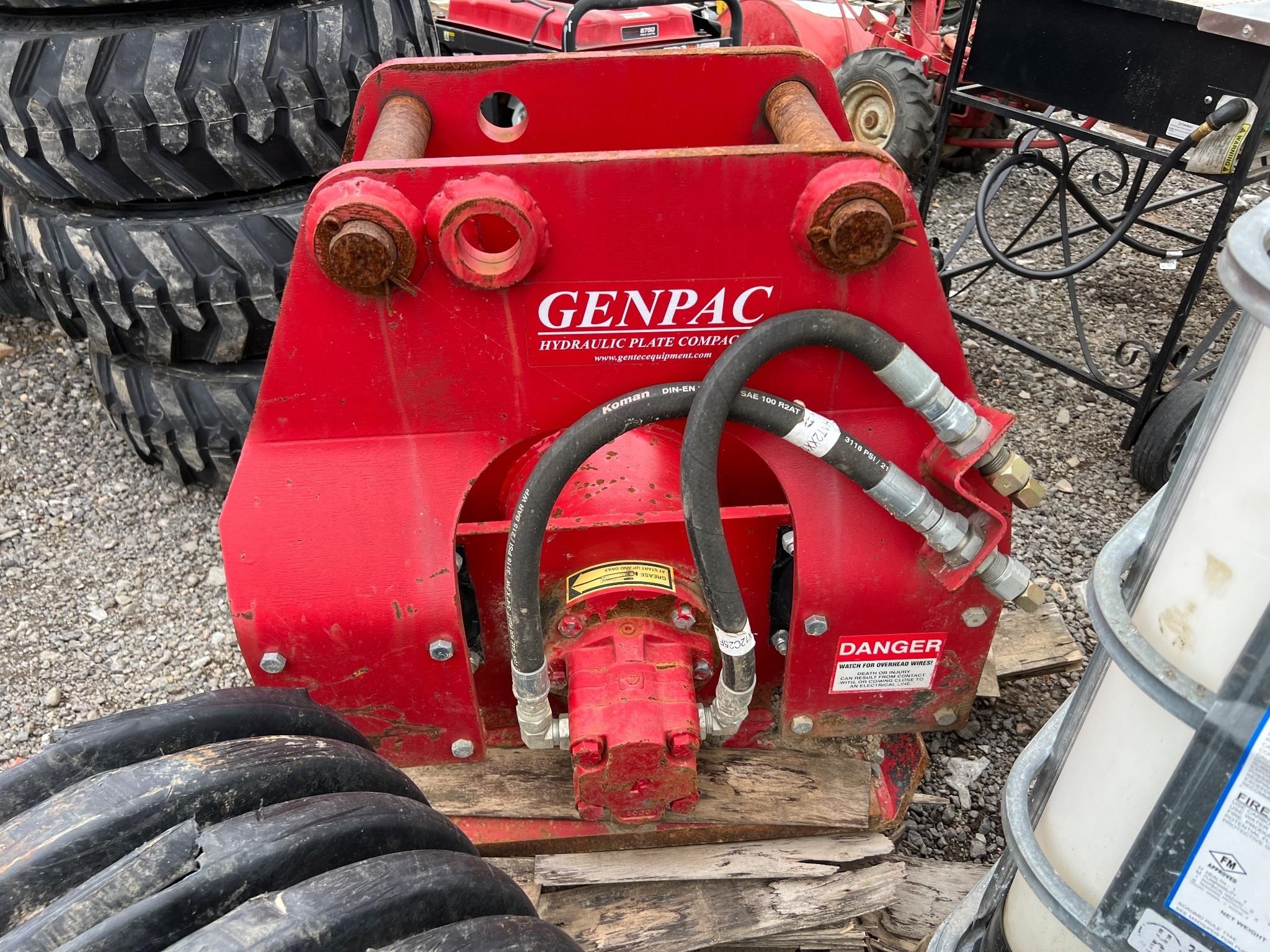 Genpac Hydraulic Plate Compactor w/ Pins