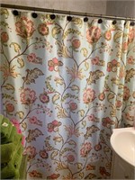 SHOWER CURTAIN RINGS RUG