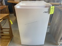 Arctic King Mini Freezer