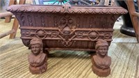 VICTORIAN STYLE CAST IRON PLANTER BOX WITH 4