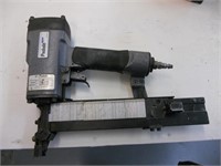 Pasload pneumatic brad nailer