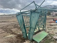 POWDER RIVER SQUEEZE CHUTE (GOOD CONDITION)
