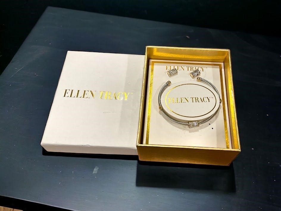 Ellen Tracy jewelry set