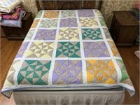 Handmade Quilt #39 Multi-color/Triangles Blocked