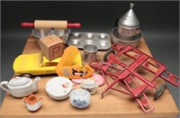 Vintage Miniature Ceramic & Tin Dishes & Toys
