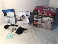 Mini sewing machine, untested