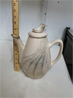Decorative pitcher with lid