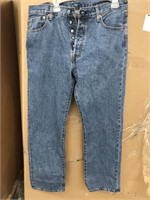 36W x 32L levi Strauss & co mens jeans