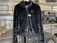 PUMA womens crop fleece jacket Large NEW