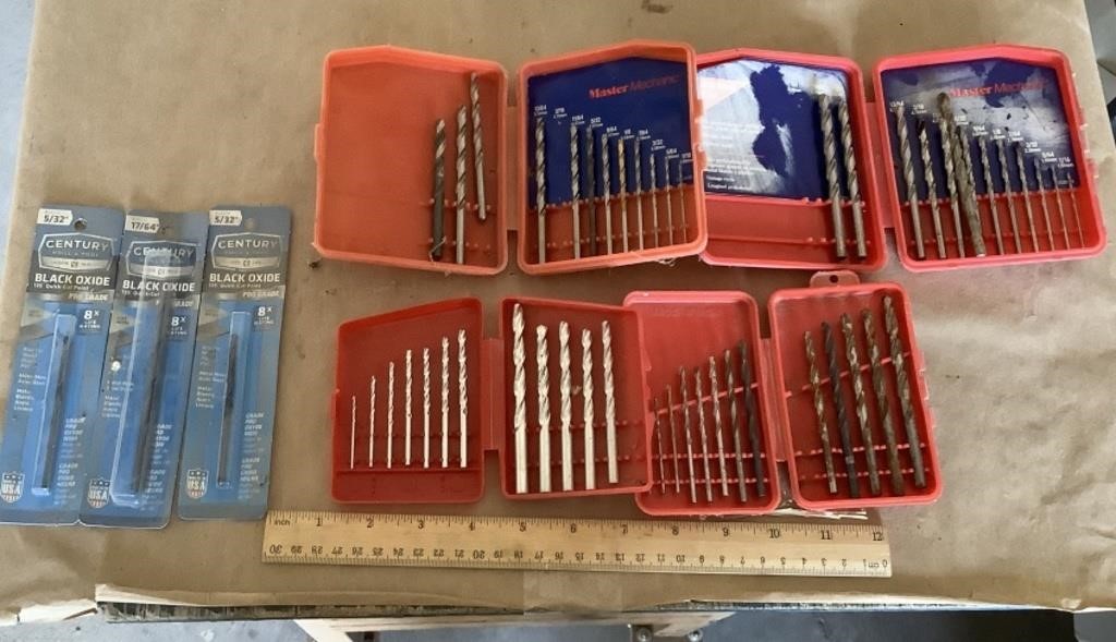 Lot of assorted drill bits