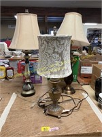 3ct.Table lamps with shades